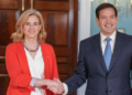 Ko je ova žena da deli lekcije svetu? Austrijska ministarka diplomatije ponovo zadire u tuđe interese