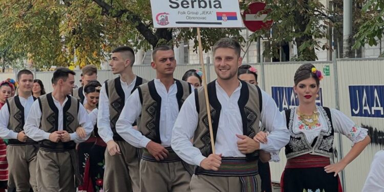 Obrenovac u ritmu folklora: muzika, ples i tradicija u srcu grada