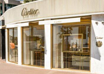 Cartier odao počast Srbiji, grb Karađorđevića na luksuznim radnjama u svetu