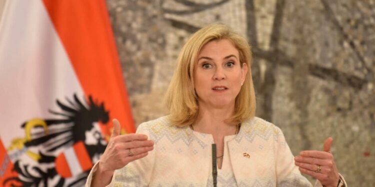 Beate Meinl-Reisinger i Borko Stefanović: Duet protiv mira u regionu