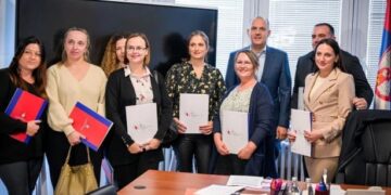 Sve više belih mantila vraća se kući – dosta je bilo tuđine