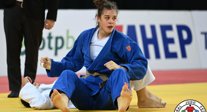 Mladi šampioni Mihajlo Simić i Aleksandra Andrić doneli svetske medalje