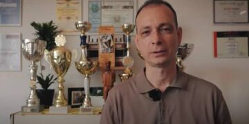 Profesor Jovanović koji spaja generacije kroz muziku