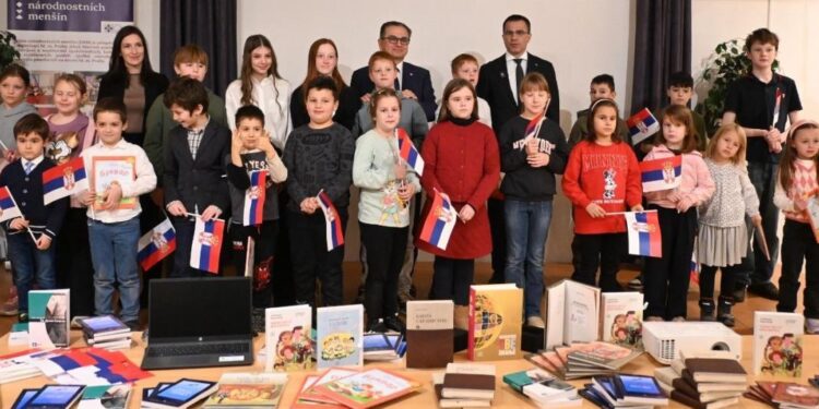 Prag u znaku Srbije: važan susret ministra, ambasadora i dijaspore