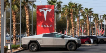 Amerika u kratkom spoju: slom luksuznih električnih automobila