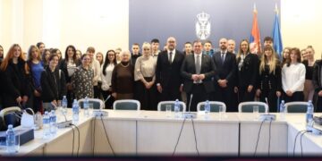 Vladimir Kokanović ugostio učenike srednjih škola iz Vukovara