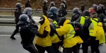 Eskalacija u Nemačkoj: Antifa nasrće na policiju, novinare i političare AfD-a