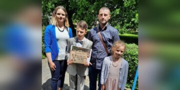 KORENI ZOVU: Melinda je napustila englesko sivilo da bi ponovo osetila toplotu srpskog sunca