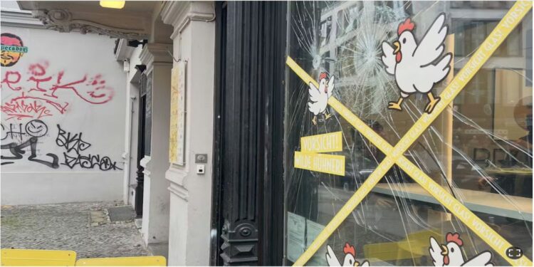 „Noću dolaze sa čekićima“: Talas vandalizma trese Berlin, trgovci u strahu
