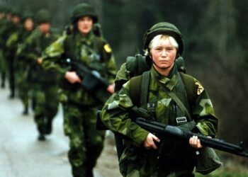 Švedska nije ratovala 211 godina: Vojni rok obavezan i za žene