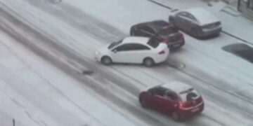 Bavarska se smrzava: Putevi opasni, ljudi povredjeni!