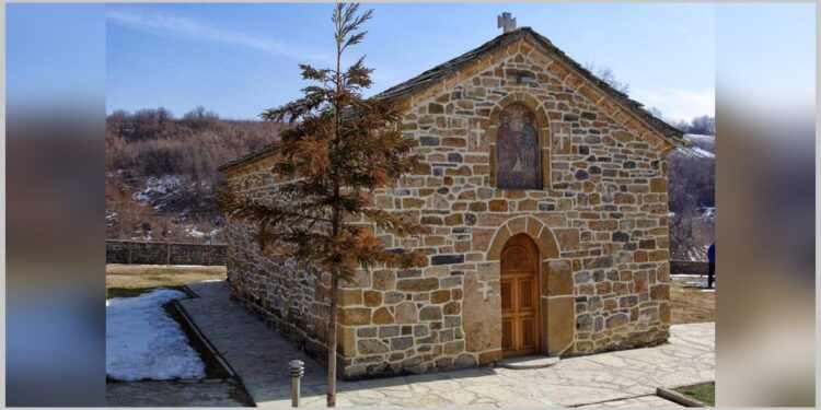 Manastir Zočište: Drevna srpska tvrđava duha usred kosovske oluje