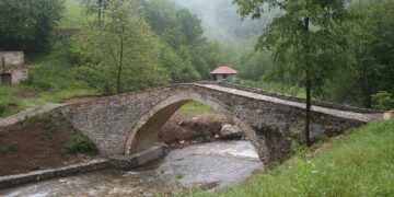 Rimski po legendi, večan po olovu: Most koji vekovima spaja Ljuboviju i Osečinu