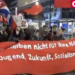 Bal u bečkoj Operi- dve slike: Ministarka u najskupljoj loži o državnom trošku i protesti