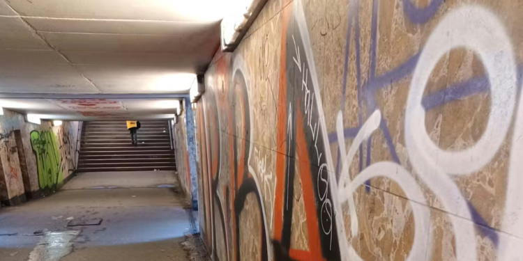 Najprljavija stanica u Berlinu: Ljudi vrše nuždu u javnosti, a gradske vlasti ćute