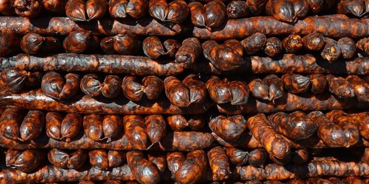 Gastronomski spektakl u Šidu: Međunarodni susret majstora kobasice