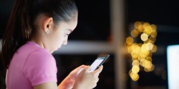 Psihijatar iz Berlina: TikTok je „kao kokain“, neophodna je zabrana za mlađe od 16 godina