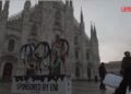 Olimpijska baklja stigla u Milano: Zeleni aktivisti udarili na Sponzore takmičenja