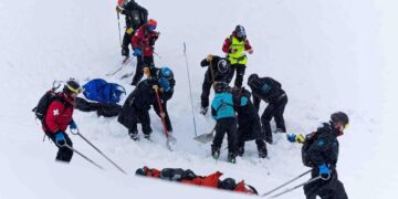 Tirol pod crvenim alarmom: Broj poginulih na stazama neprestano raste