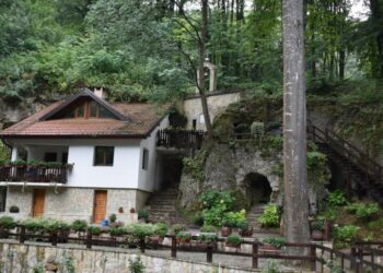 Veći stepen zaštite za prirodno blago nadomak manastira Tumane