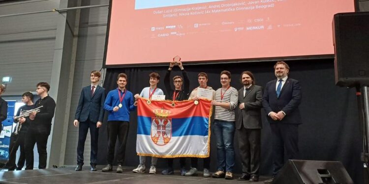 Trijumf srpskih gimnazijalaca: Najbolji između 300 timova