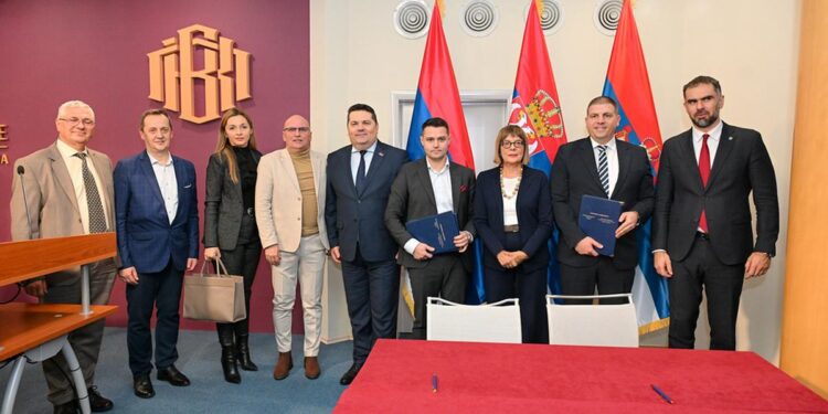 Nikad jača prekogranična saradnja: Banatske opštine krunisale slogu bratimljenjem