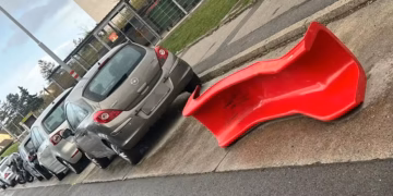 U Beču se parking mesto rezerviše dečijim toboganom