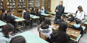 Deca sa Krfa otkrila tajne Zemuna: Edukativna tura za grčke đake