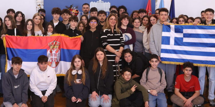 Mostovi prijateljstva kroz muziku mladih iz Grčke i Srbije