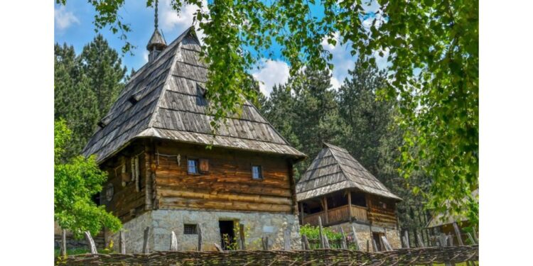 Sirogojno čuva pravu dušu Zlatibora: Muzej „Staro selo“ – autentični biser srpske tradicije