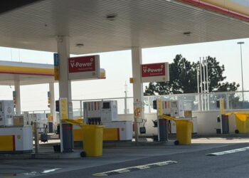 Gorivo u Austriji preko 2,30 evra, Srbija drži stabilne cene