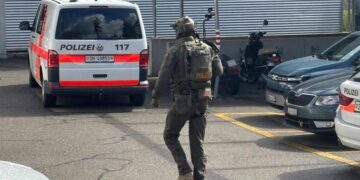 Zbog dojave o bombi evakuisano 400 osoba iz švajcarske škole