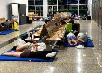 Totalna pljačka! 20.000 evra za let iz ratne zone