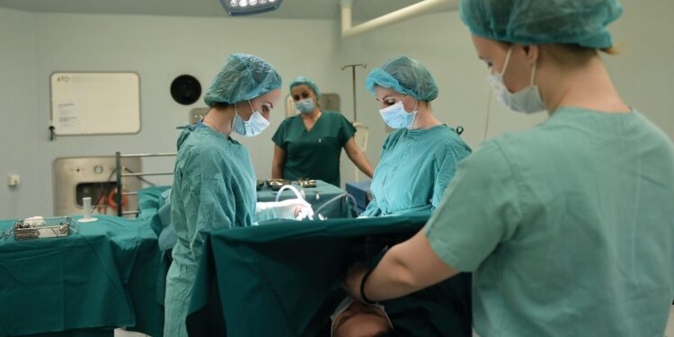 Šansa za mlade lekare: Država nudi vojne specijalizacije