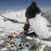 Alpinisti pretvorili Everest u smetlište: Svetski vrh postao deponija