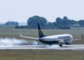 Požar u putničkom avionu kompanije Rajaner – Avion evakuisan