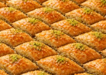 Slatki šverc na Švajcarskoj granici: Turčin pao sa 270 kilograma baklave
