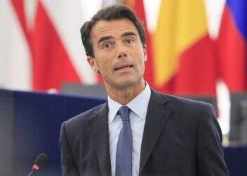 Sandro Gozi – od izdajnika Italije do agitatora protiv Srbije