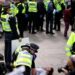 Na mirnom protestu u Londonu uhapšeno preko 500 ljudi: Sve zbog transparenata!