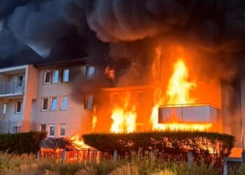 Požar progutao zgradu u Gracu: 16 ljudi povređeno