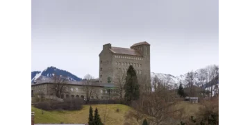 Nemačka ulaže 320 miliona evra u bivši nacistički centar i drži ga pod ključem